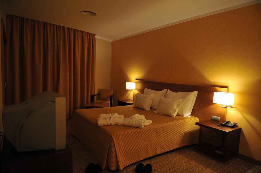 Hotel Lusitania Congress & Spa Guarda Pokój zdjęcie