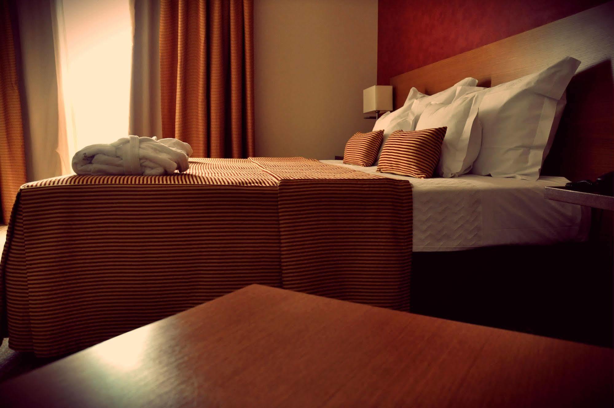 Hotel Lusitania Congress & Spa Guarda Zewnętrze zdjęcie